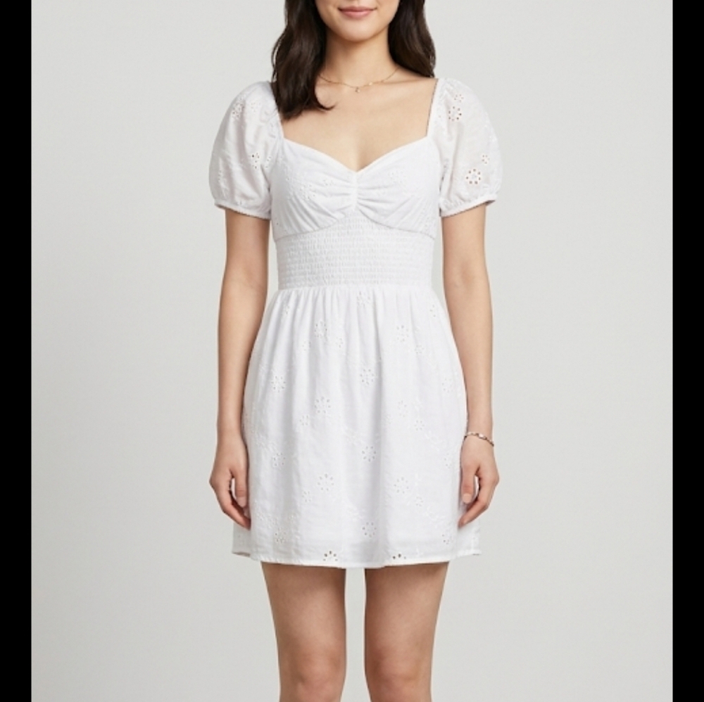 Hollister White Eyelet Dress Skort Sz S Smocked Puff Sleeves Coquette Soft Girl